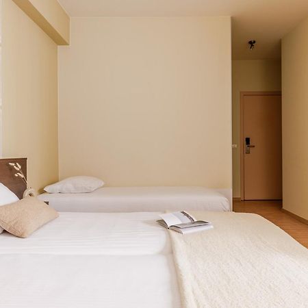 Hotel Corner House By Wp Hotels บลังเคนเบอร์เก ภายนอก รูปภาพ