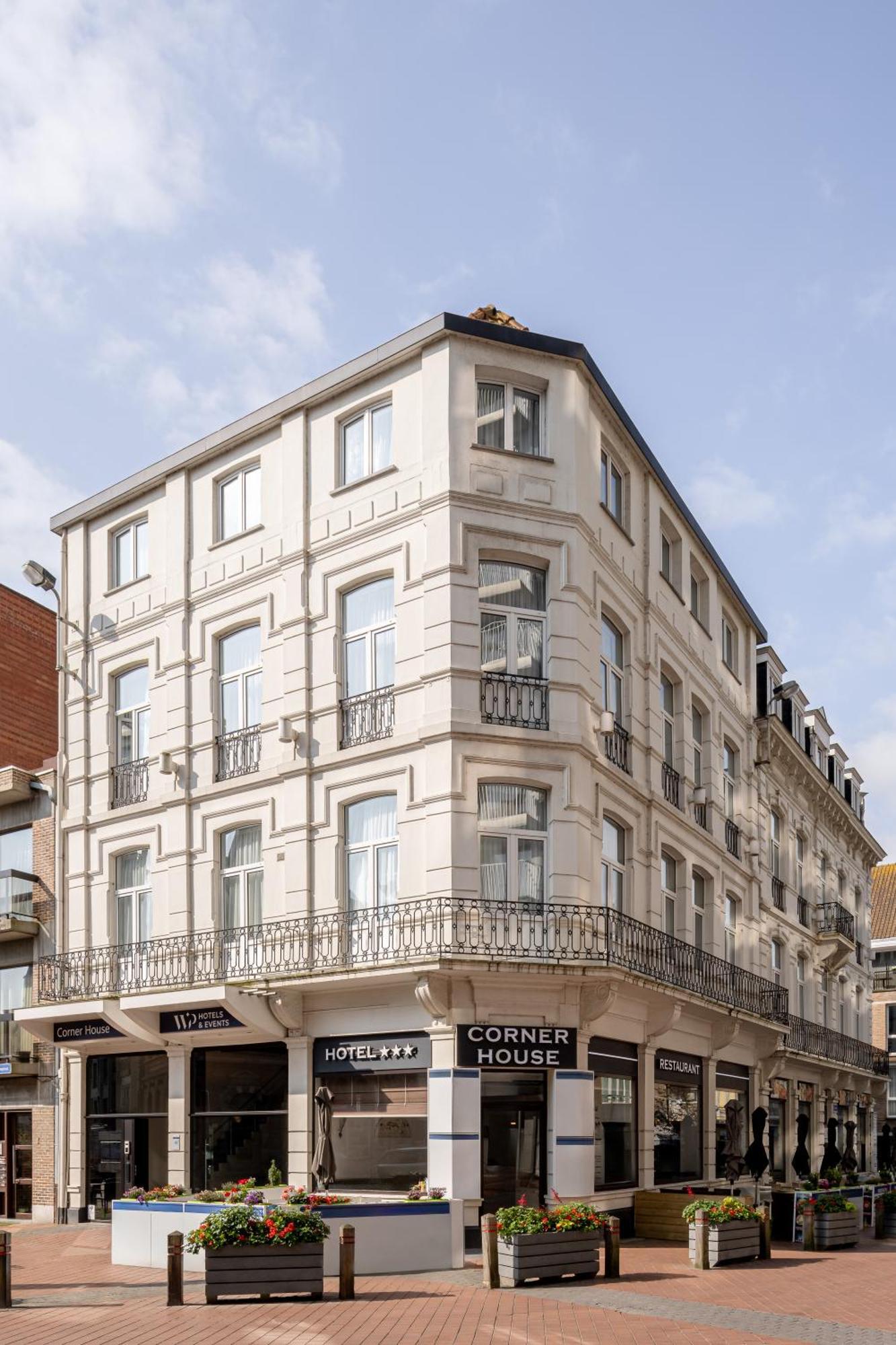 Hotel Corner House By Wp Hotels บลังเคนเบอร์เก ภายนอก รูปภาพ